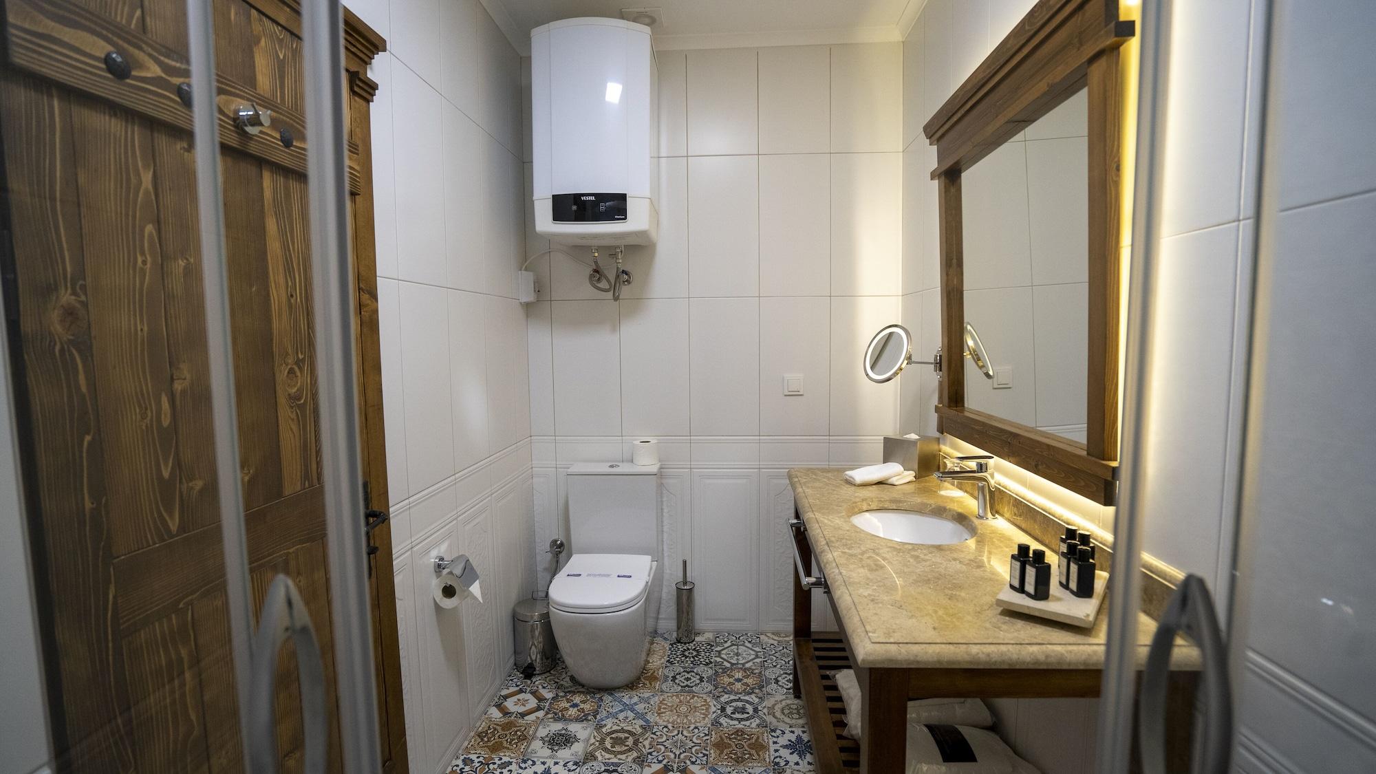Villa Pietra Butik Otel ไอวาลิค ภายนอก รูปภาพ